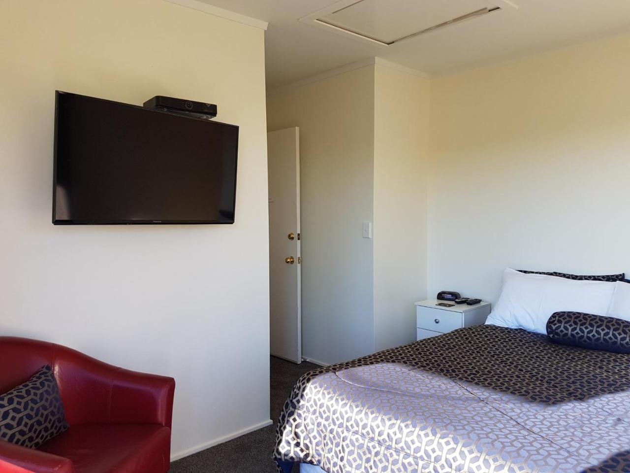 Annandale Accommodation Таупо Экстерьер фото